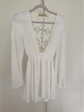 Reverse- Small Lace Detailed Dress